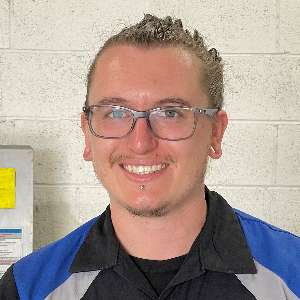 Team Member Technician Austin Simpson