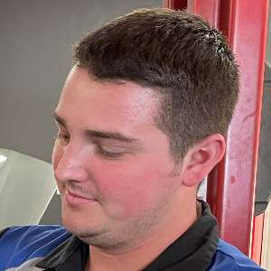 Team Member Technician Isaiah Thomas